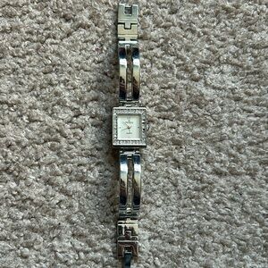 Minicci women’s vintage silver brac bangle watch one size measurements‎ shown